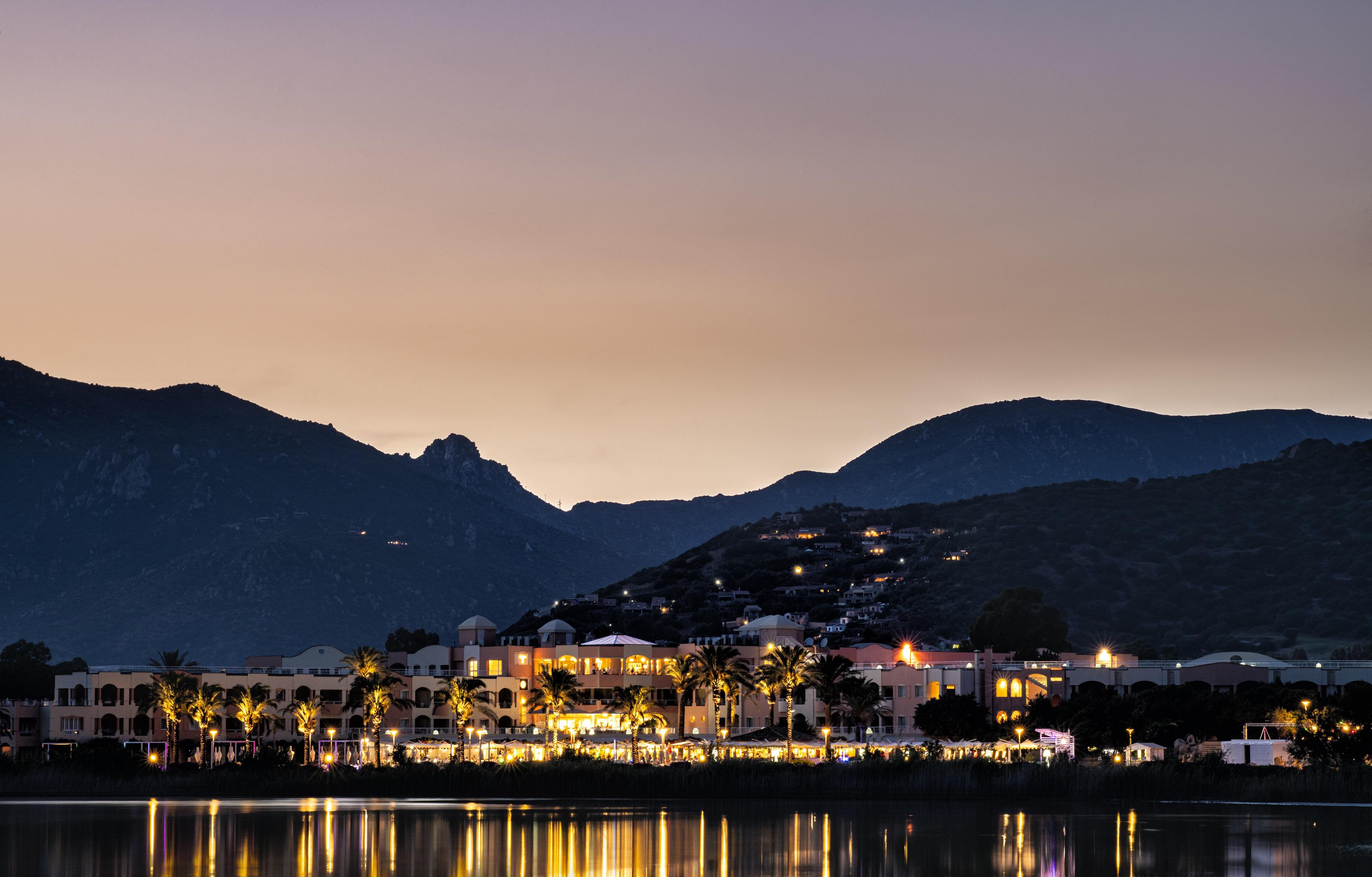 Almar Timi Ama Resort & Spa Вилласимиус Экстерьер фото