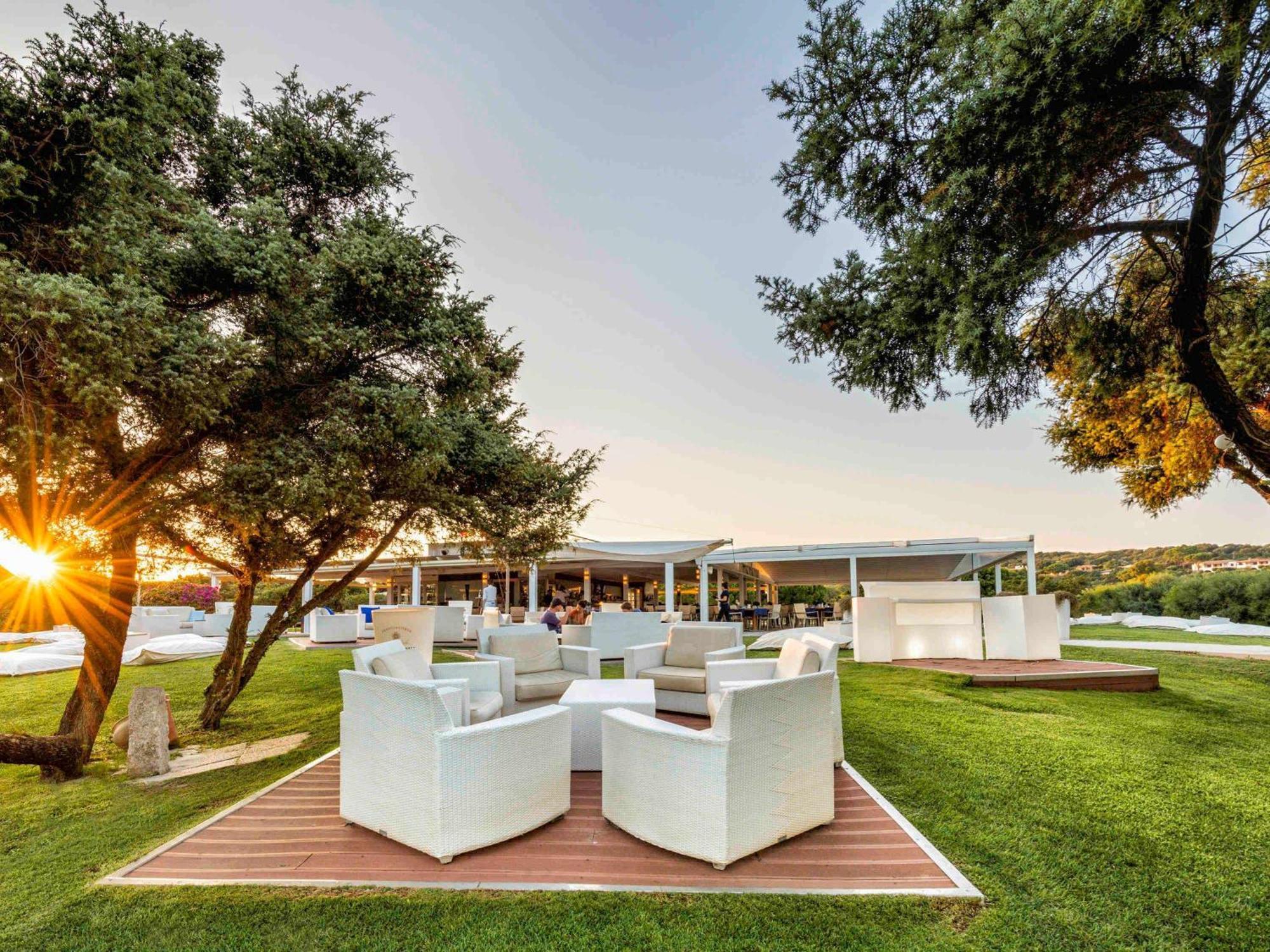 Almar Timi Ama Resort & Spa Вилласимиус Экстерьер фото