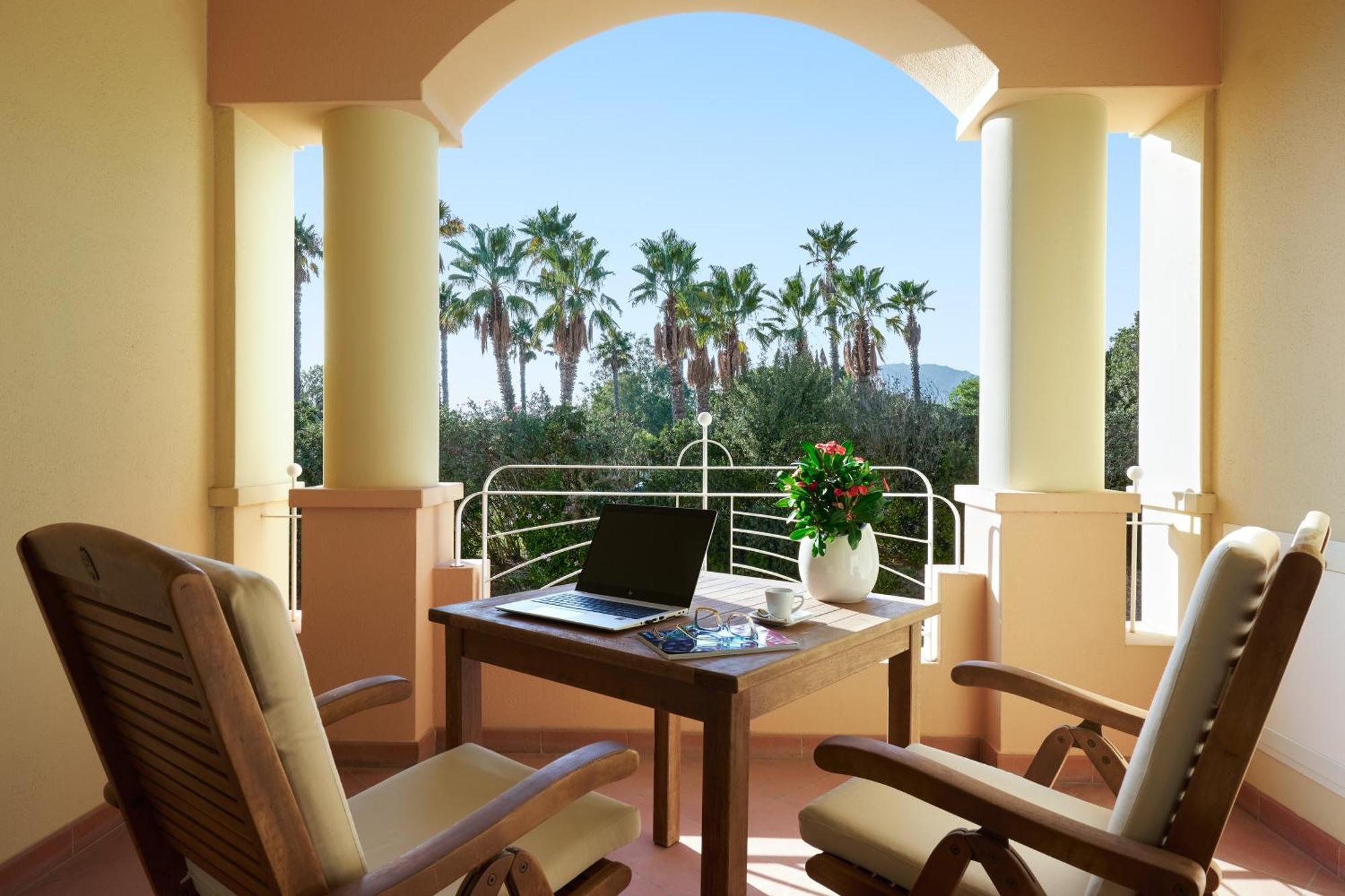 Almar Timi Ama Resort & Spa Вилласимиус Экстерьер фото